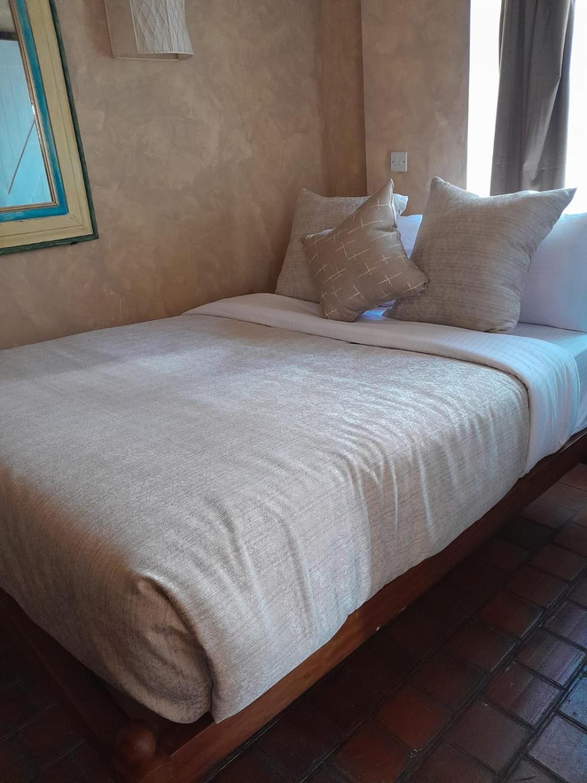 Woodmere Grand Hotel & Serviced Apartments 나이로비 외부 사진