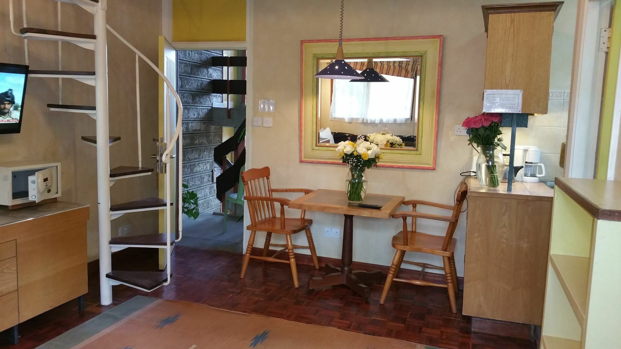 Woodmere Grand Hotel & Serviced Apartments 나이로비 외부 사진